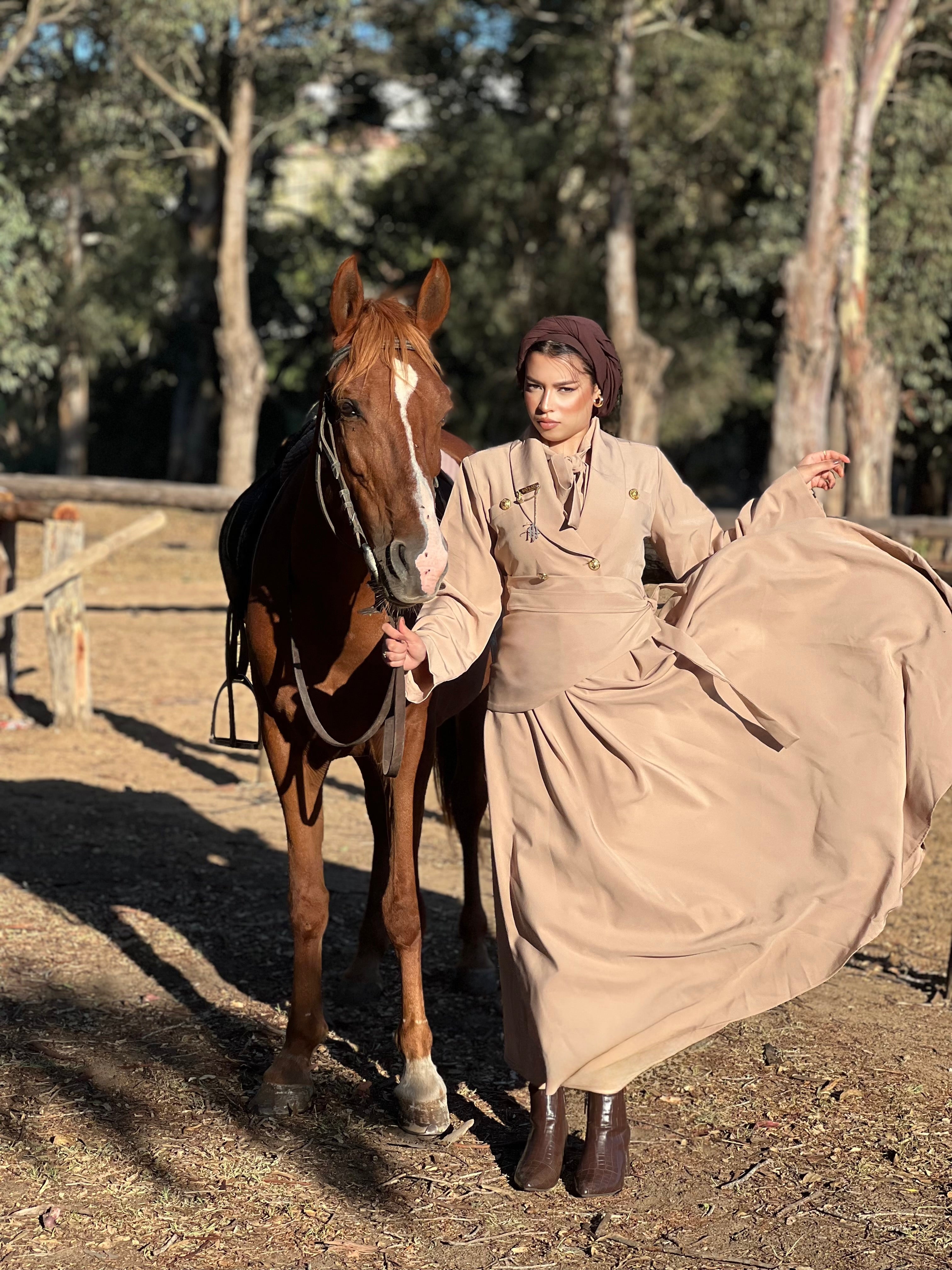 Robe Cavallo Rubino(beige)